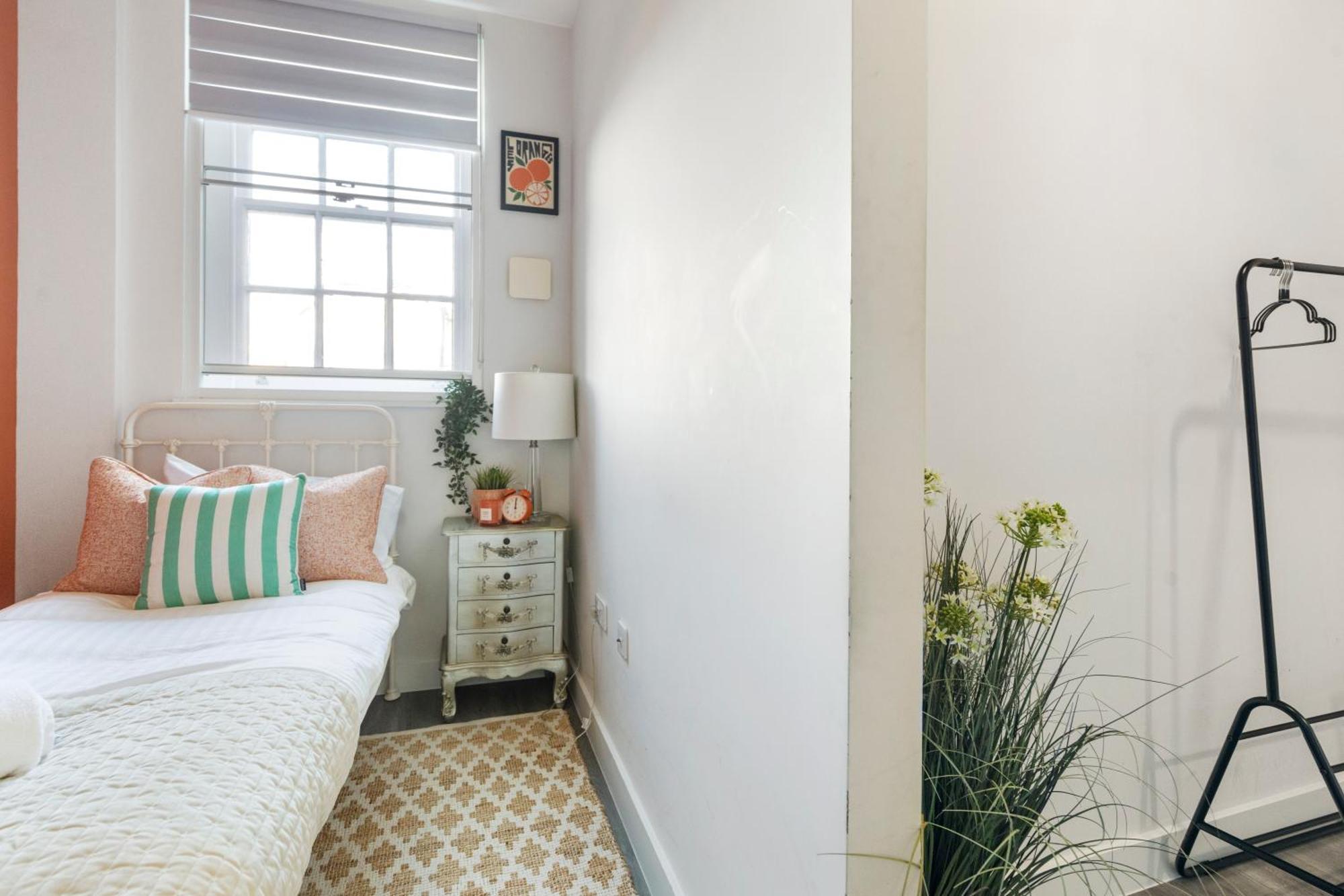 Ipswich Town Center Gem Sleep 5 Apartment Екстериор снимка