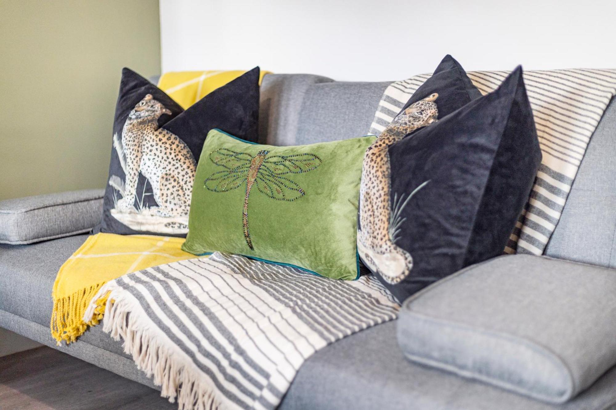 Ipswich Town Center Gem Sleep 5 Apartment Екстериор снимка